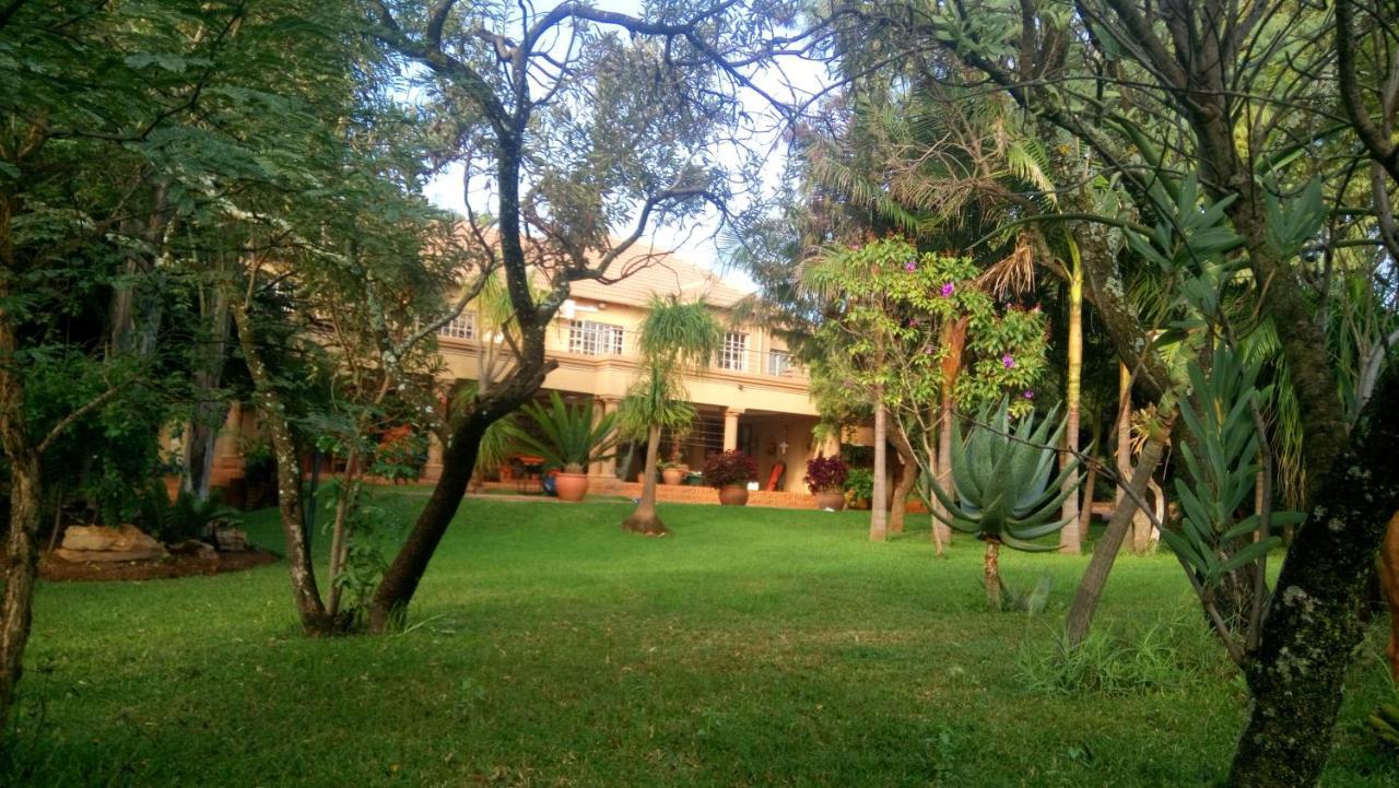 Suikerbosrant Sleep And Go Bed & Breakfast พริทอเรีย ภายนอก รูปภาพ